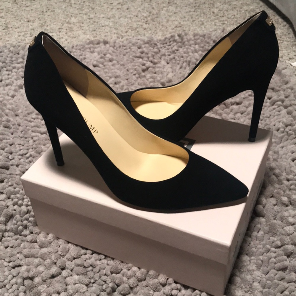 Black suede pointy toe pumps